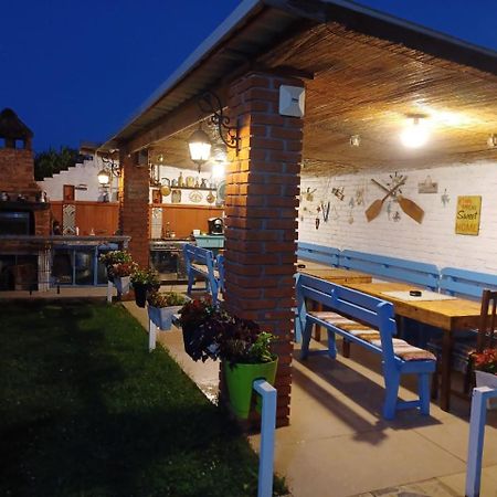 Vila Jone Голем Экстерьер фото